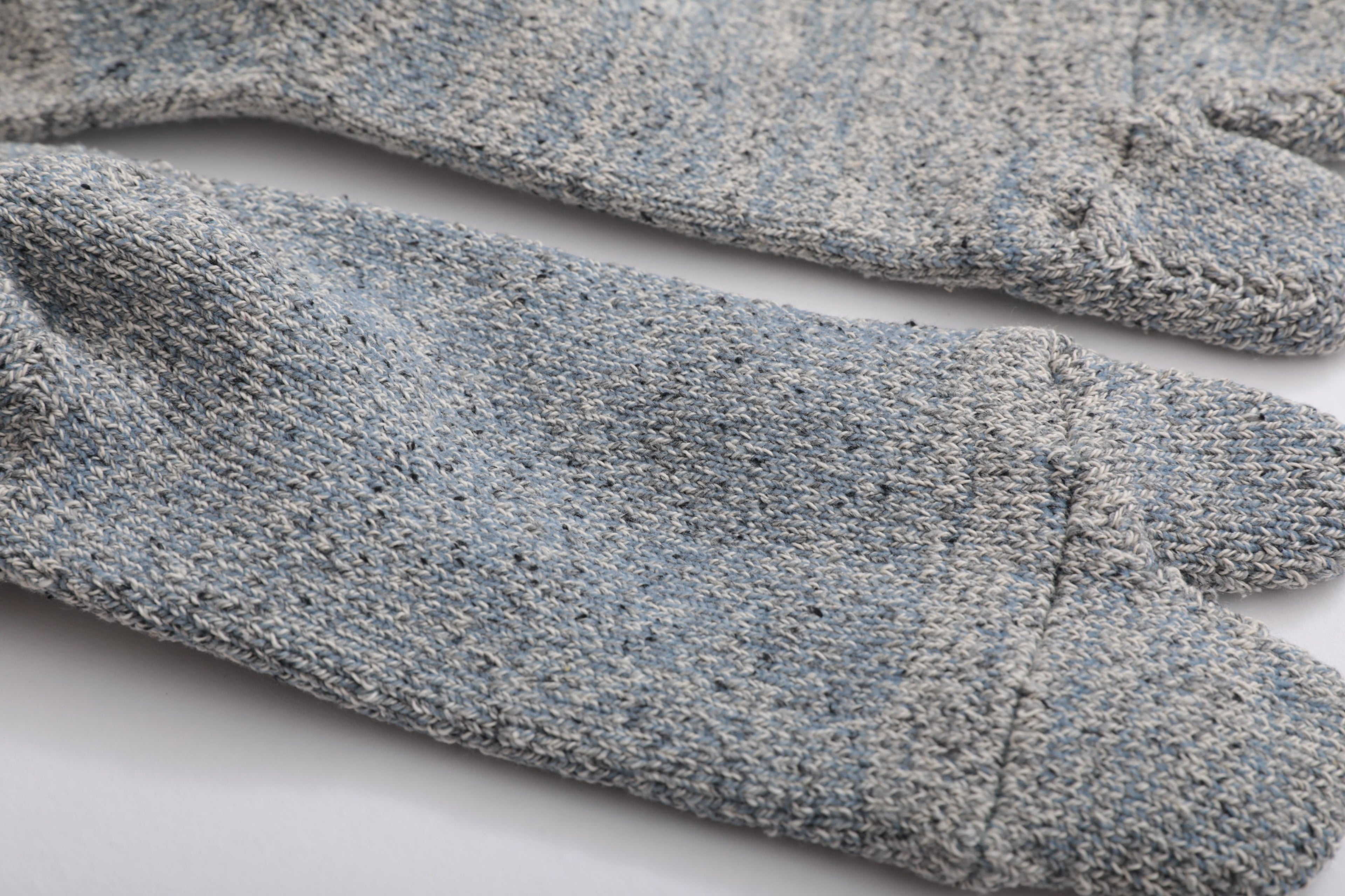 NODAL Cotton Silk Tabi Sock – Lt. Gray | Made in Japan