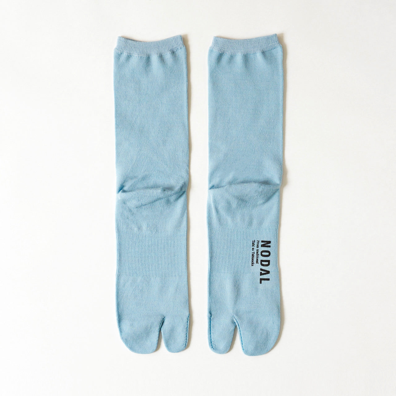 NODAL light blue Merino wool Tabi sock. Made in Japan. Split-toe design. Soft, breathable, and unisex fit.