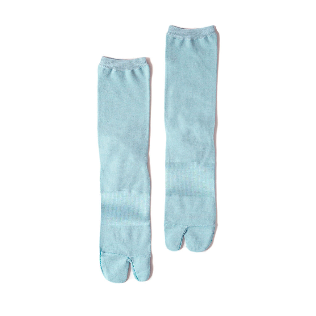 NODAL light blue Merino wool Tabi sock. Made in Japan. Split-toe design. Soft, breathable, and unisex fit.