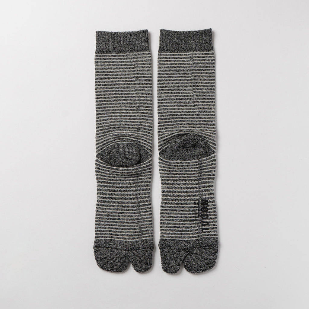 NODAL Tabi Sock – Merino Wool Stripe Heather Charcoal| Made in Japan