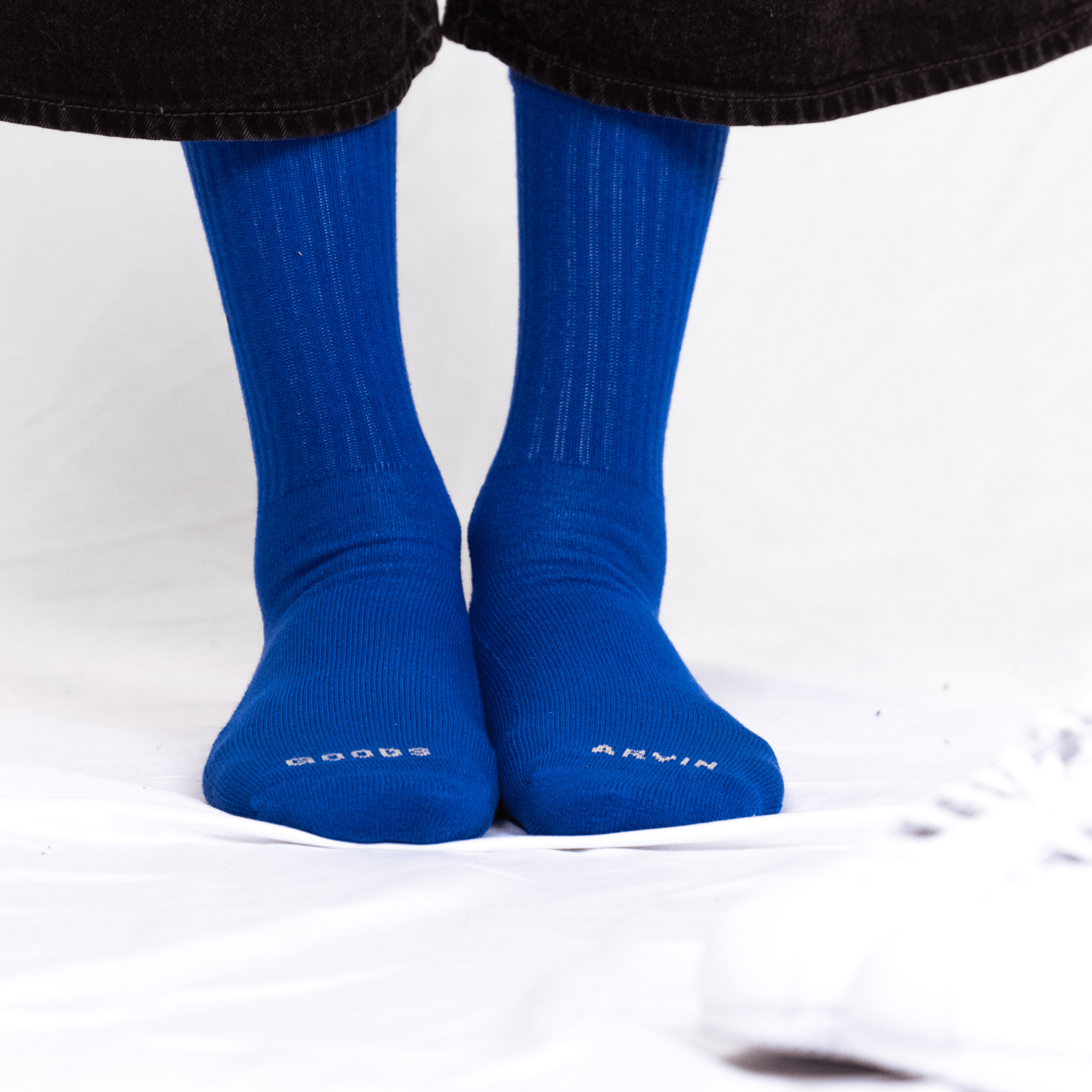 Arvin Goods crew sock in seasonal Royal Blue. Made in Portugal with recycled yarns. Unisex fit.